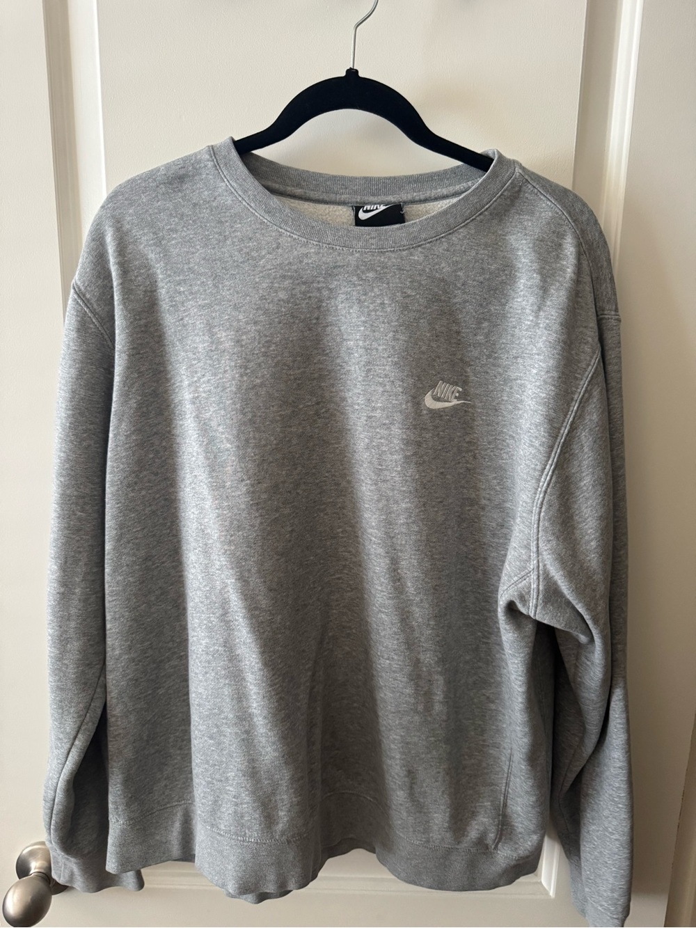 Nike Gray Embroidered Logo Crewneck Sweatshirt Size Large